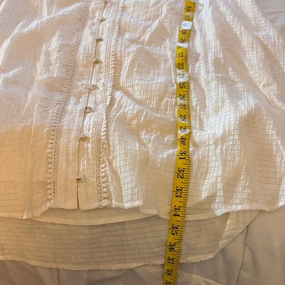 Chic White Ruffled Dress - Picture 6 of 7